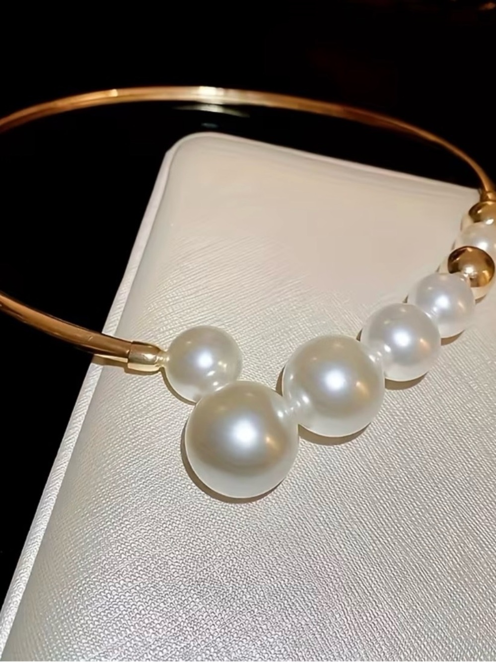 Classic Pearl Collar Necklace - Picture 6 of 6